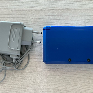 닌텐도 3ds 구작다수(충전기, 터치펜 포함)