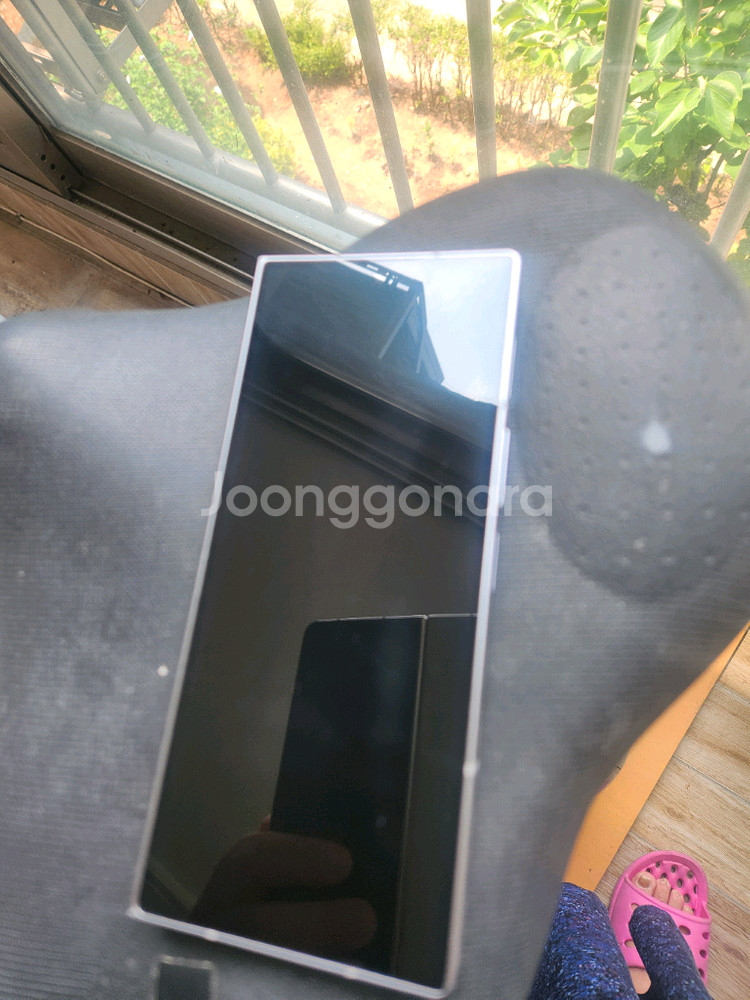 LG 폴드6 실버 4개월 사용 25가능--4