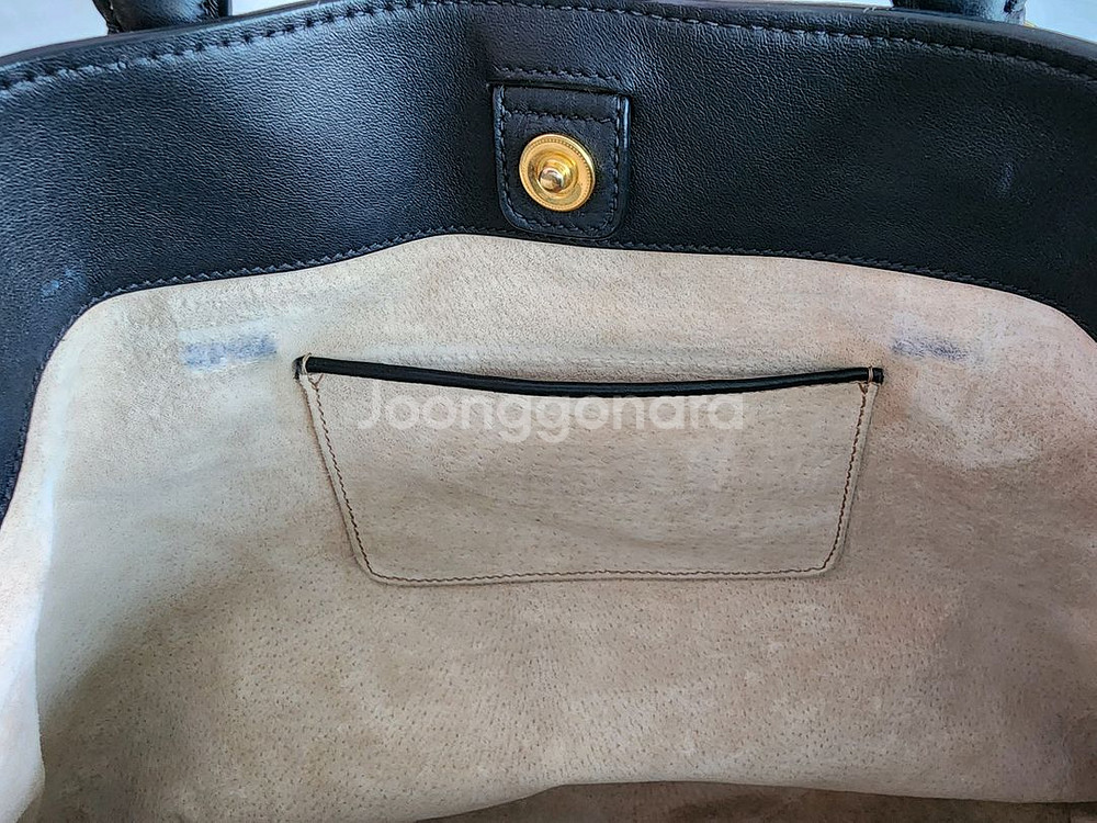 정품 프라다 소프트카프 블랙 가방 보관새상품--6