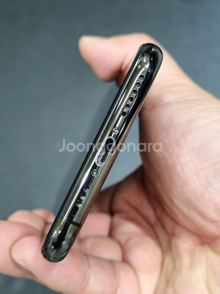 아이폰Xs 64GB 스페이스 그레이 배터리 90%--6