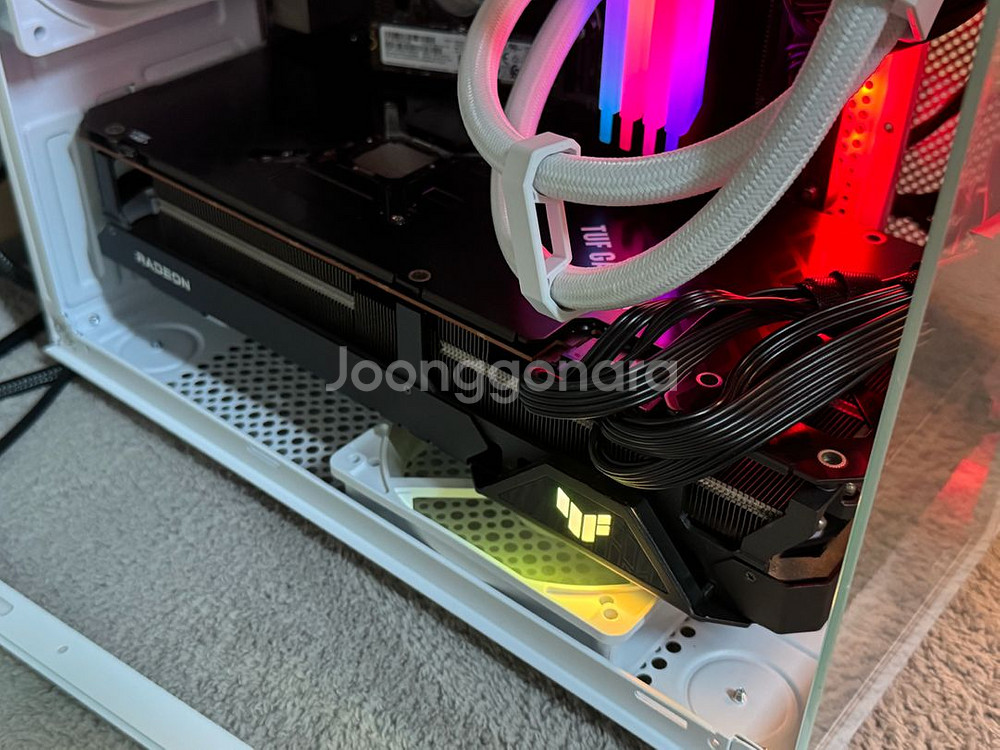ASUS RX 6800 XT 그래픽카드 판매합니다!--1