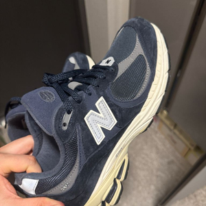 뉴발 2002 이클립스 260사이즈 네이비