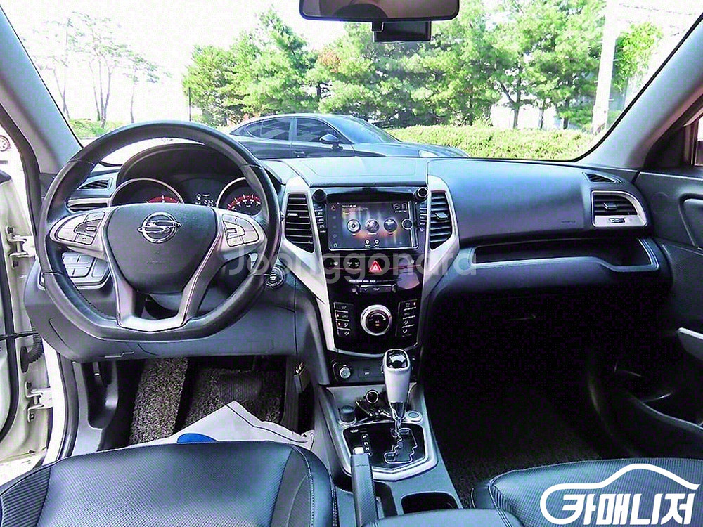 [KG모빌리티(쌍용) ]티볼리 디젤 2WD 1.6 VX--6