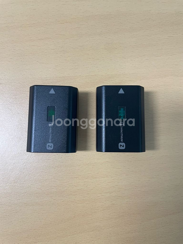 np-fz100 2개 일괄 6만원 20회 미만 사용--0