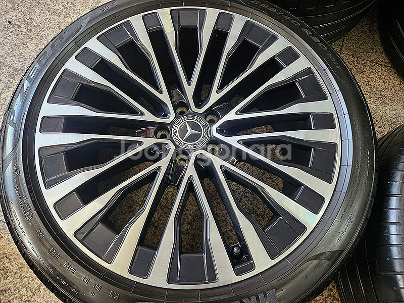 벤츠 W223 S580 순정 정품 20인치 휠타이어--2