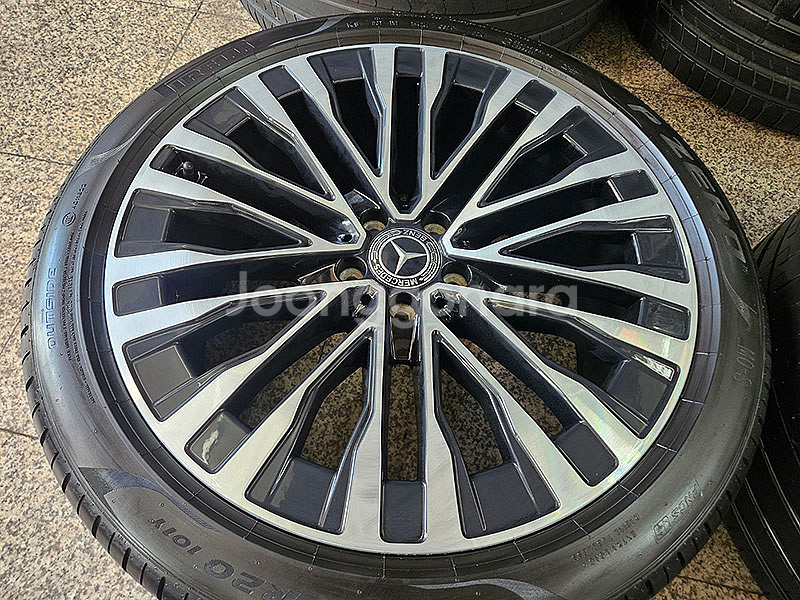 벤츠 W223 S580 순정 정품 20인치 휠타이어--5
