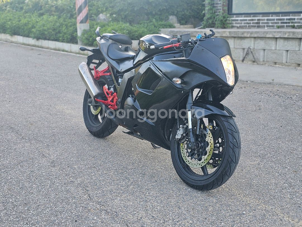 코멧250RC 17년식 150만원 저령하게판매합니다--1