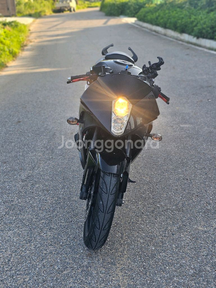 코멧250RC 17년식 150만원 저령하게판매합니다--0