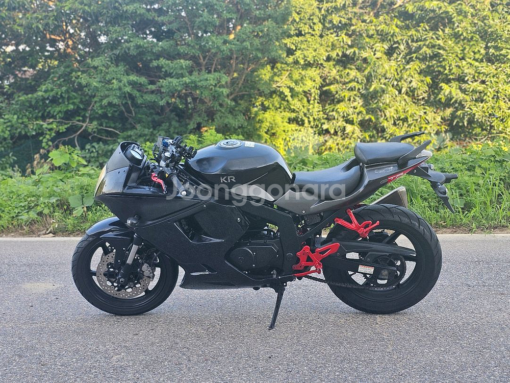 코멧250RC 17년식 150만원 저령하게판매합니다--4