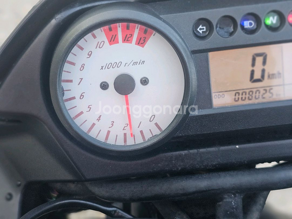 코멧250RC 17년식 150만원 저령하게판매합니다--9