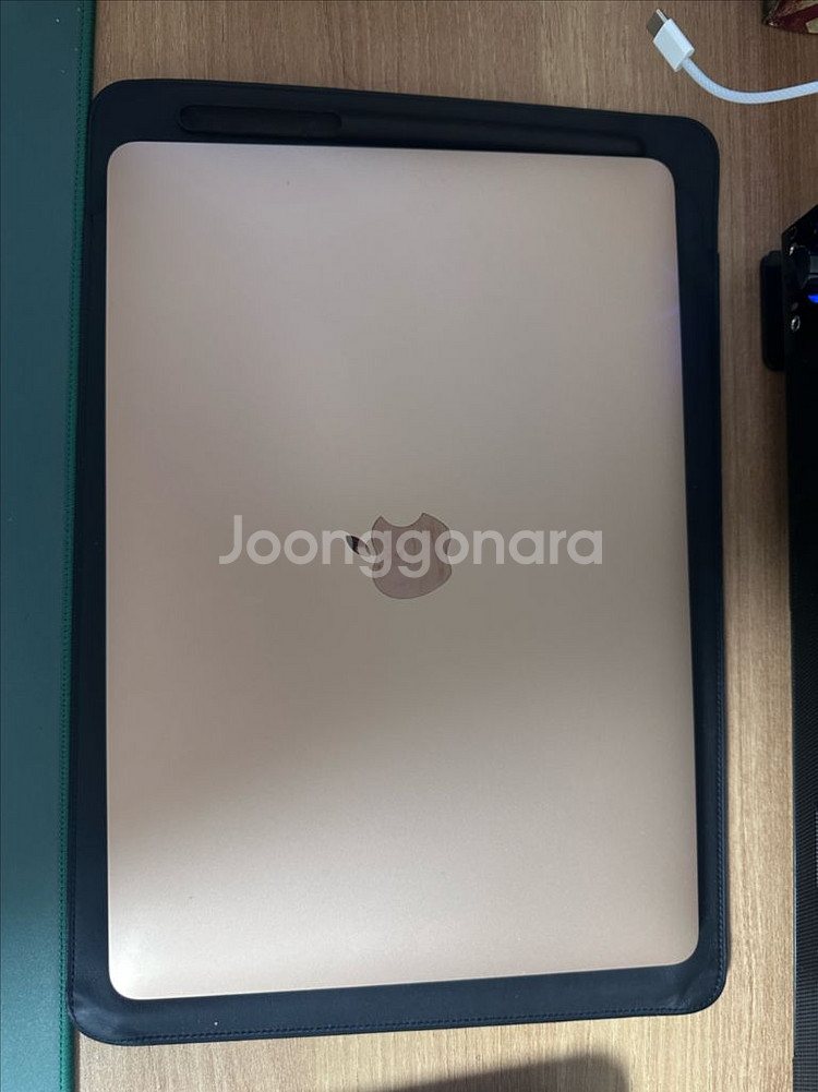 맥북 에어 m1 기본형 골드 일본판--0