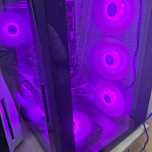 7800x3d + 4080 게이밍 컴퓨터 팝니다 직거래