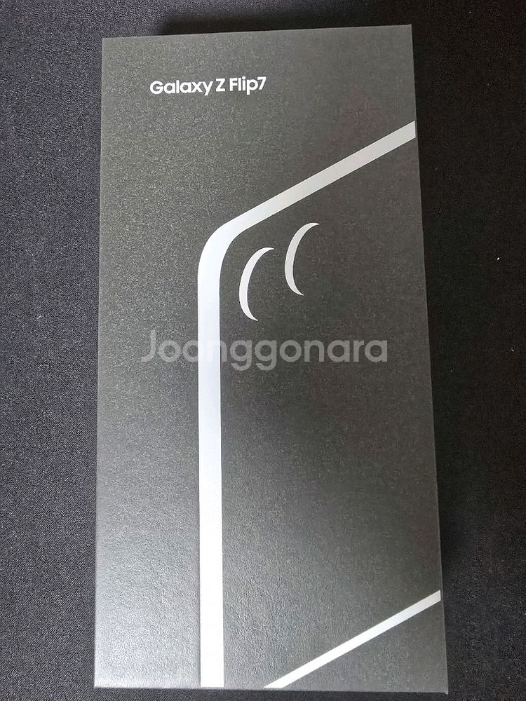 갤럭시 Z Flip 7 블랙 512GB 미개봉 아이폰--0