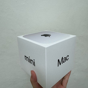 맥미니 m4 기본형 새상품급