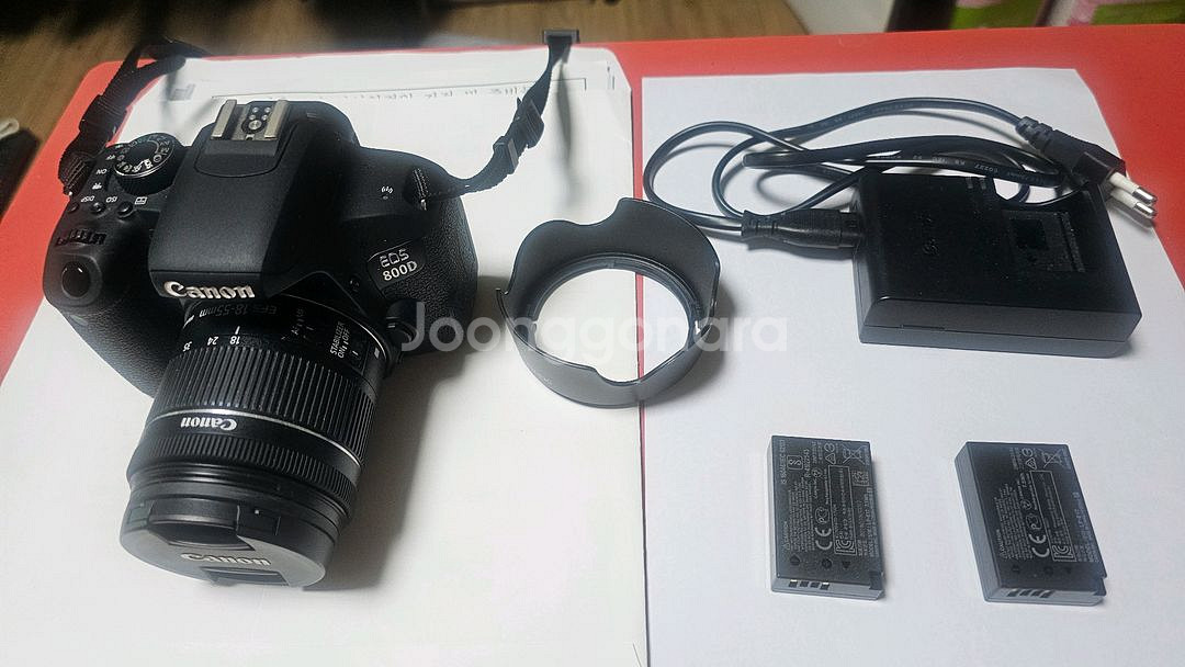 캐논 EOS 800D DSLR 카메라.배터리2개--4