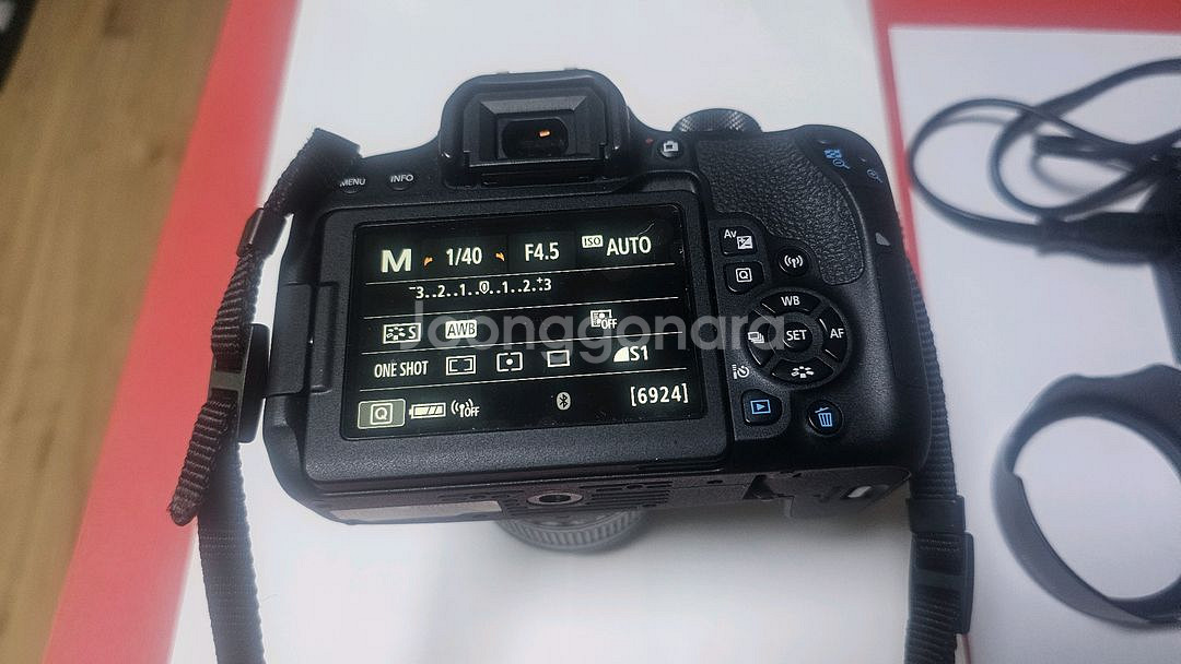 캐논 EOS 800D DSLR 카메라.배터리2개--7