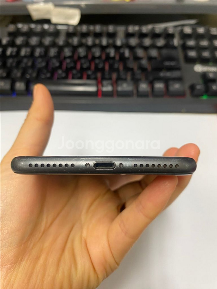 아이폰8플러스 스그 A급 64GB 배터리93%--6