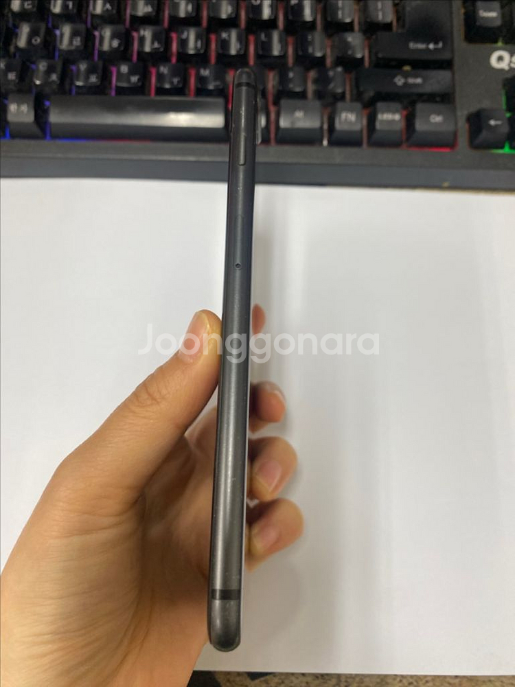 아이폰8플러스 스그 A급 64GB 배터리93%--7