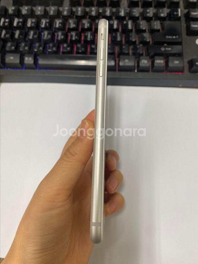 아이폰8플러스 실버 A급 64GB 배터리100%--4