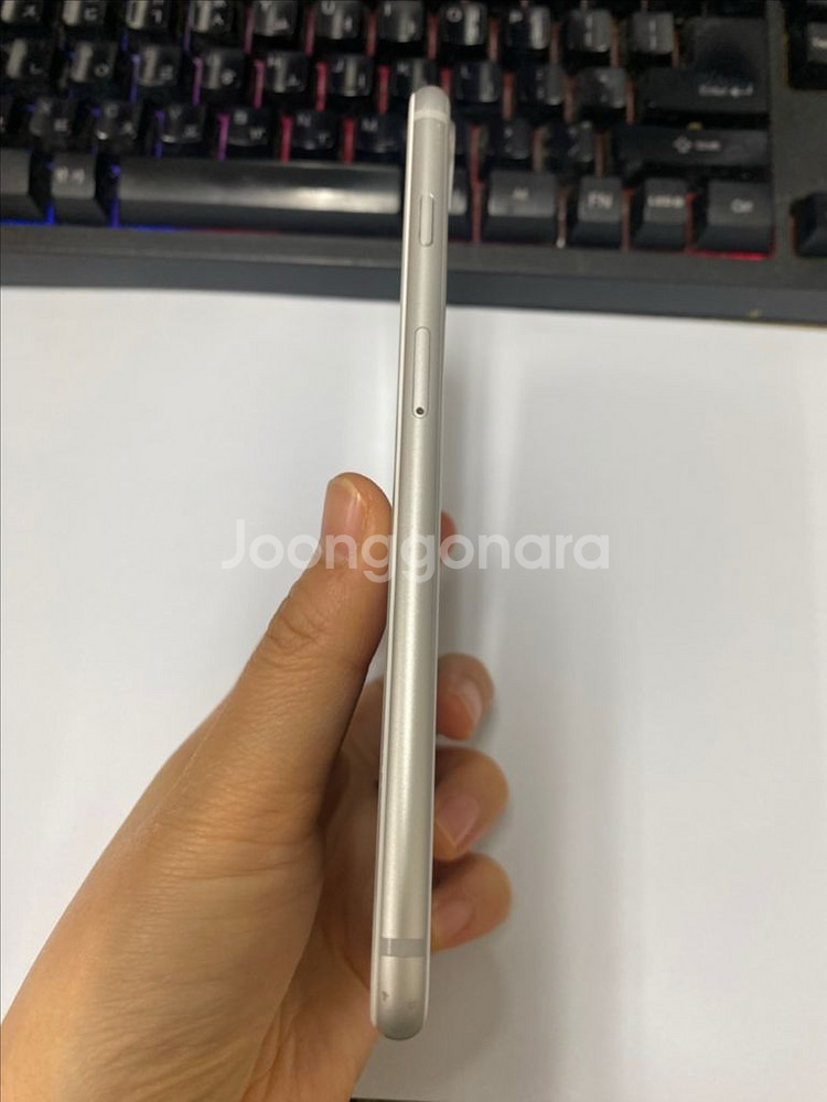 아이폰8플러스 실버 A급 64GB 배터리100%--6