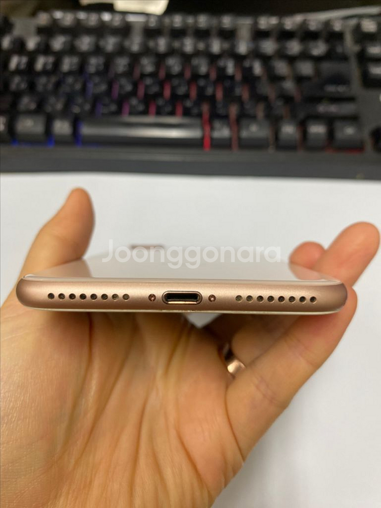 아이폰8플러스 로즈골드 A급 64G 배터리100%--6