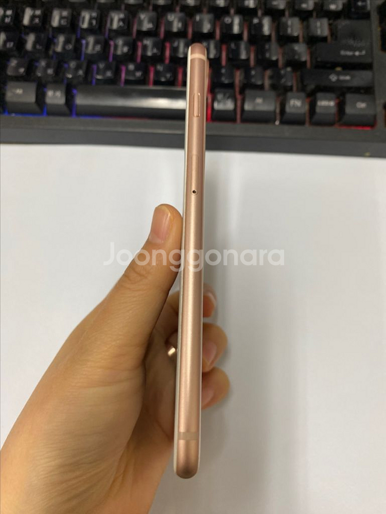 아이폰8플러스 로즈골드 A급 64G 배터리100%--7