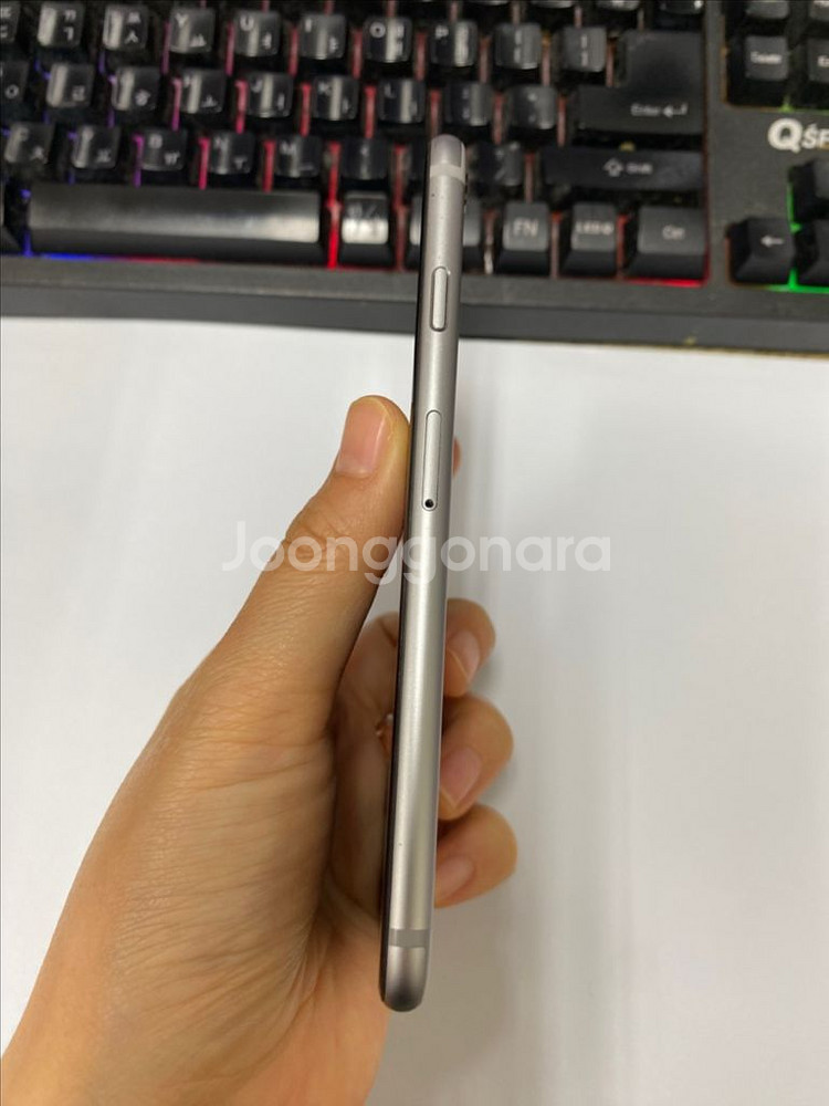 아이폰6 스그 A급 32G 배터리100% 감성폰--3