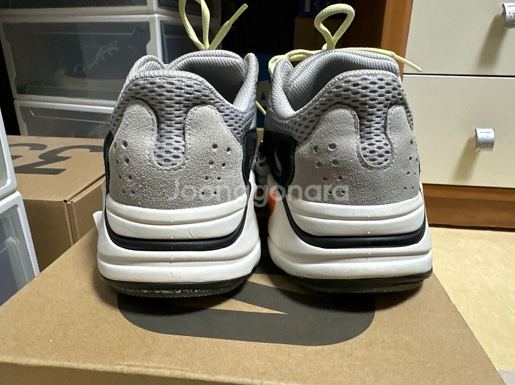 (260)이지부스트700 OG 웨이브러너--6