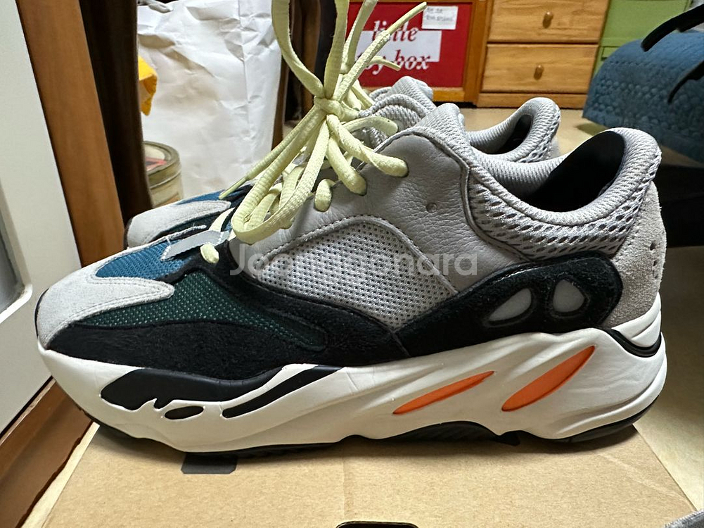 (260)이지부스트700 OG 웨이브러너--2