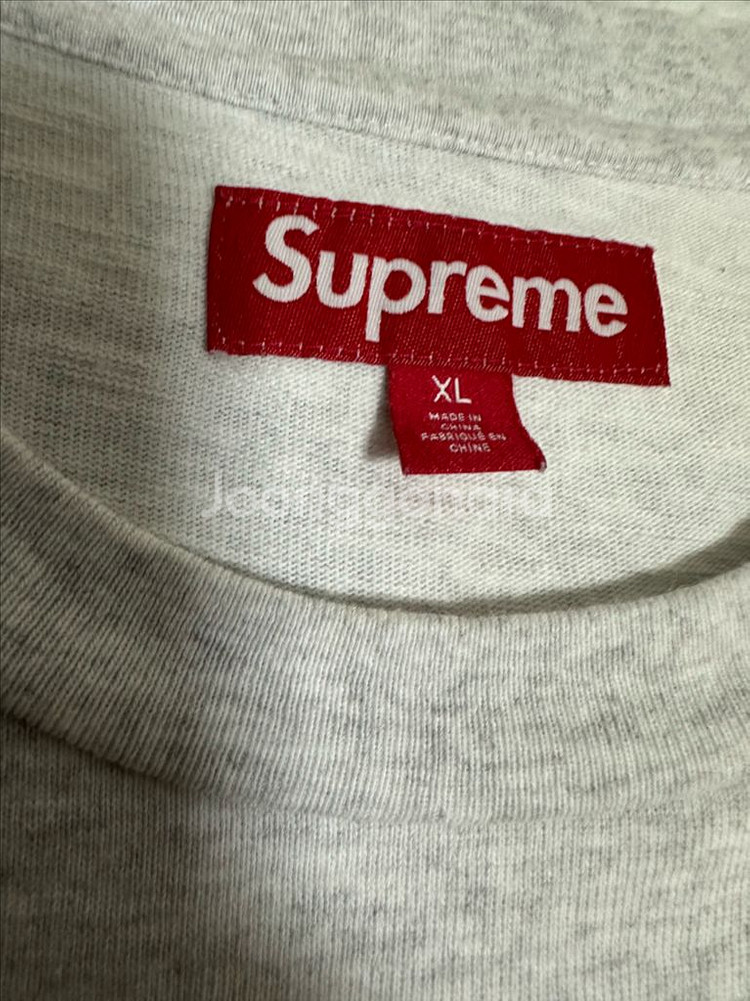 (XL)슈프림 스텐실 애쉬그레이 반팔티--3