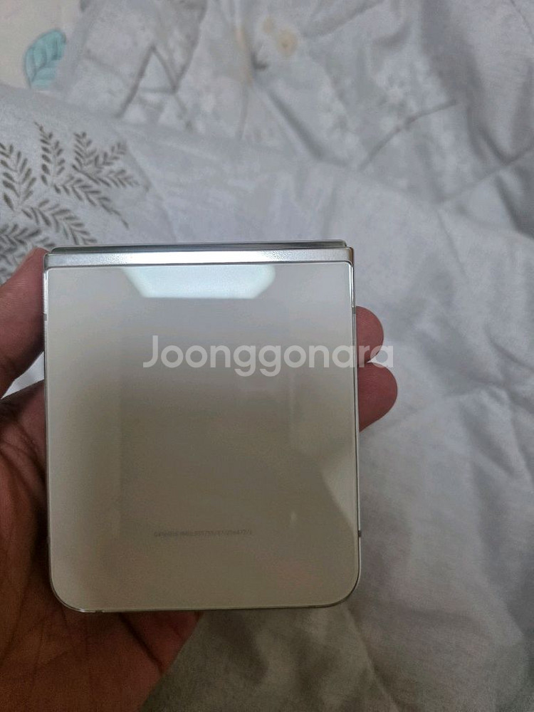 갤럭시 Z플립5 512 크림--16