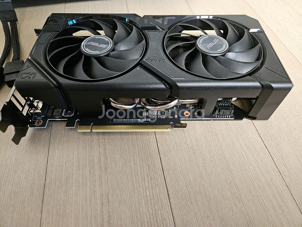 ASUS RTX 4070 SUPER 12GB팝니다--2