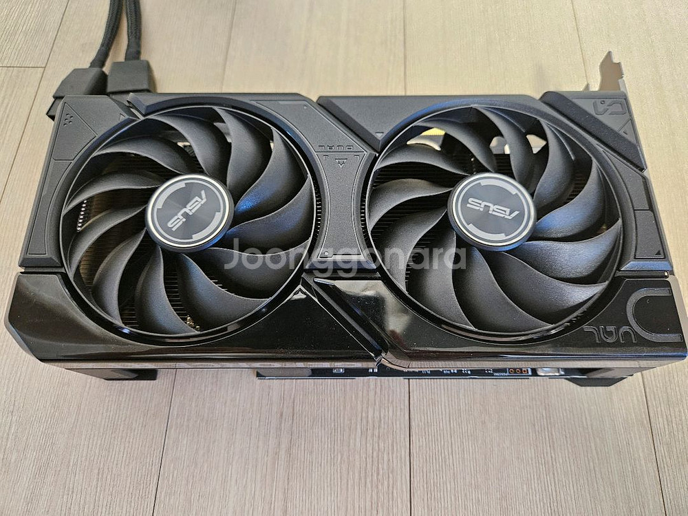 ASUS RTX 4070 SUPER 12GB팝니다--1