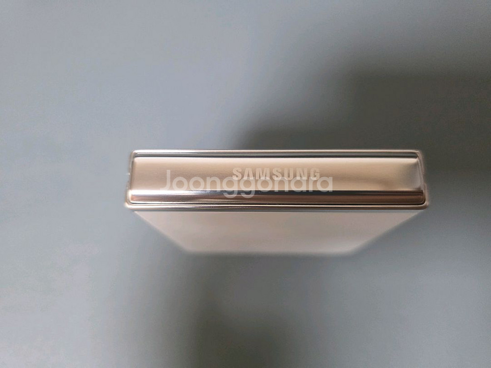 갤럭시 Z플립5 512 크림--3