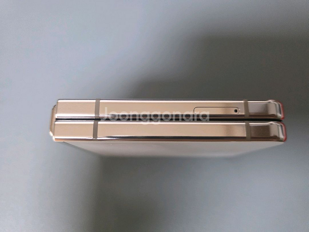 갤럭시 Z플립5 512 크림--4