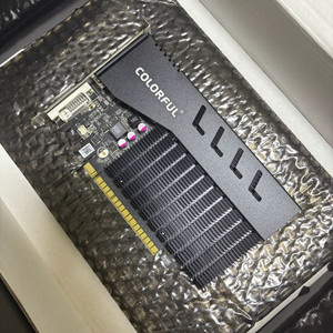 컬러풀 Colorful GT710 그래픽카드