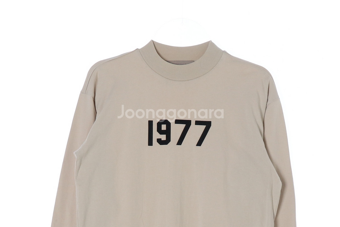 [M]에센셜 베이지 하프넥 1977 스웨트 긴팔 티셔츠--1