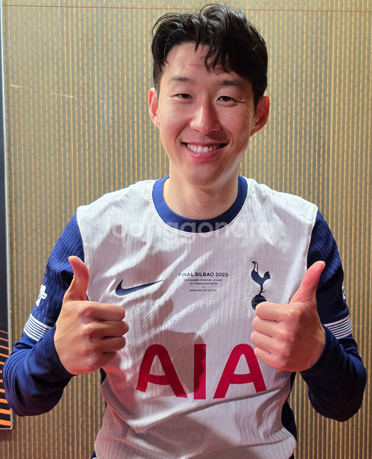 24-25 토트넘 홈 ADV UEL Final 손흥민--7