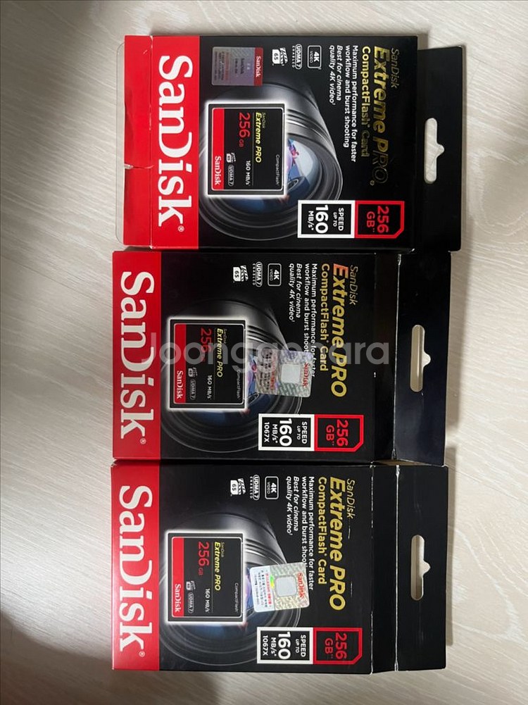샌디스크 CF 256GB+펠리칸케이스 일괄판매--5