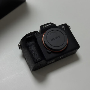 소니 SONY A7M4 풀프레임 200만원