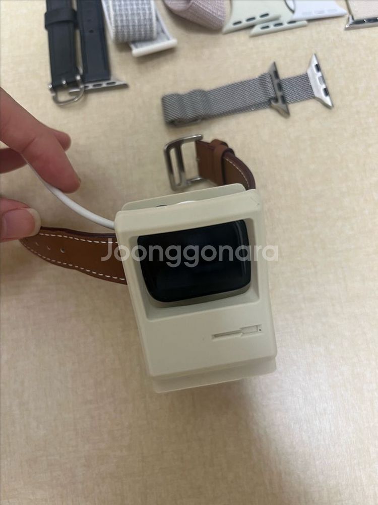 애플워치6 40mm 실버 스트랩 9종 거치대 포함--1
