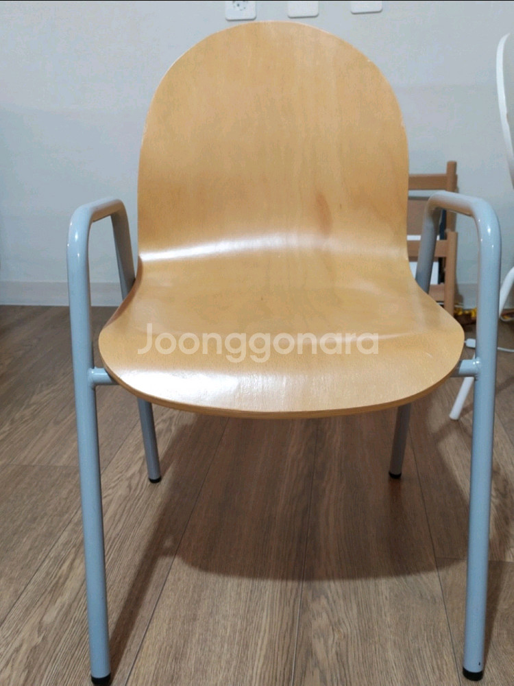 유아편집샵 아베쎄데키즈에서 제작한 테이블 팝니다--2