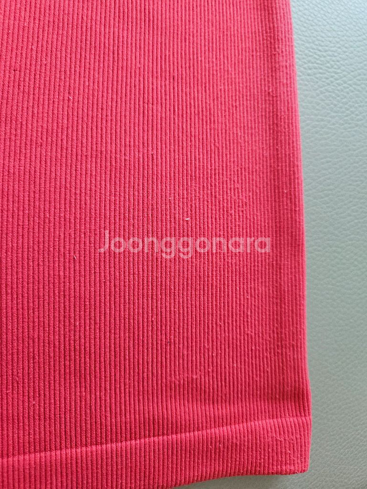 세컨스킨 쫀쫀 나시--2