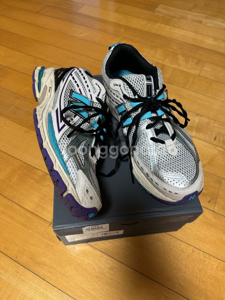 뉴발란스 1906 US10.5--3