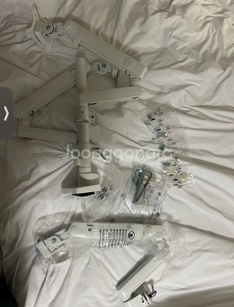 LG 27인치 모니터 27MNG0T--3