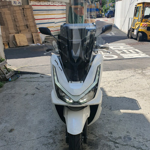 혼다25년식pcx125