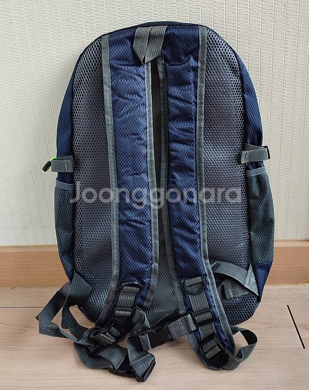새거 30L 등산백팩 등산가방 경량배낭 여행가방--3