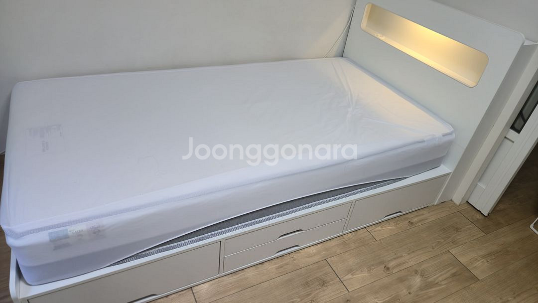 삼익가구 레이즈 LED 수납 침대 (정상가35만원)--1