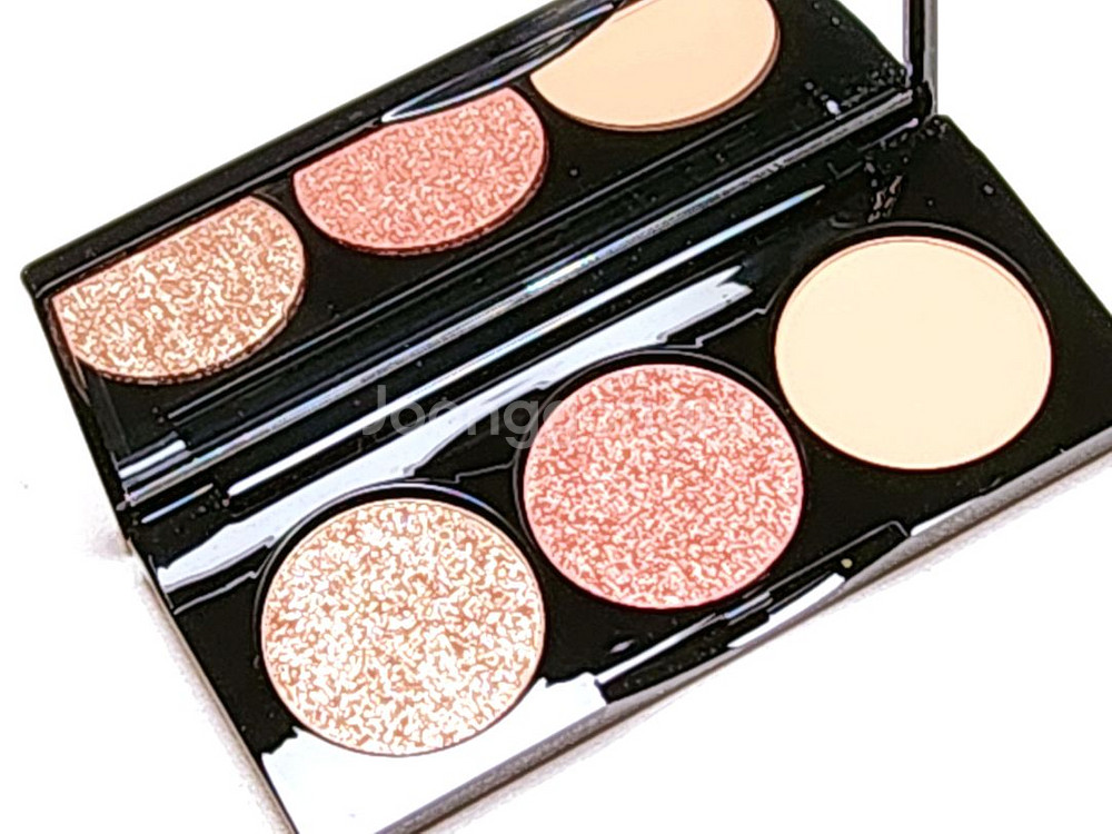 바비브라운 에센셜 트리오 아이새도우 소프트코랄--0