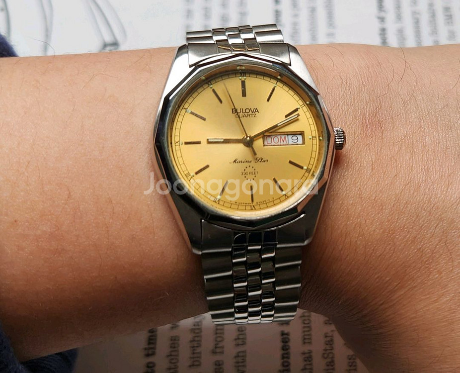 부로바 마린스타 데이데이트 샴골판 각베젤 콤비쿼츠 쥬빌--4